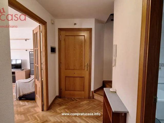 Dúplex con balcón en alquiler en Calle Arturo Merino