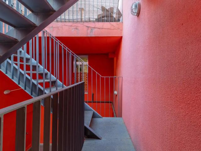 Dúplex con balcón en alquiler en Calle de la Princesa de Éboli