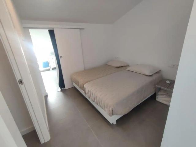 Dúplex con balcón en alquiler en Carrer MOSSEN JACINT VERDAGUER