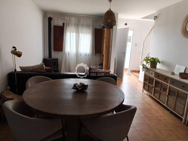 Dúplex con garaje y vistas a La Janda en Benalup Casas Viejas, listo para entrar a vivir