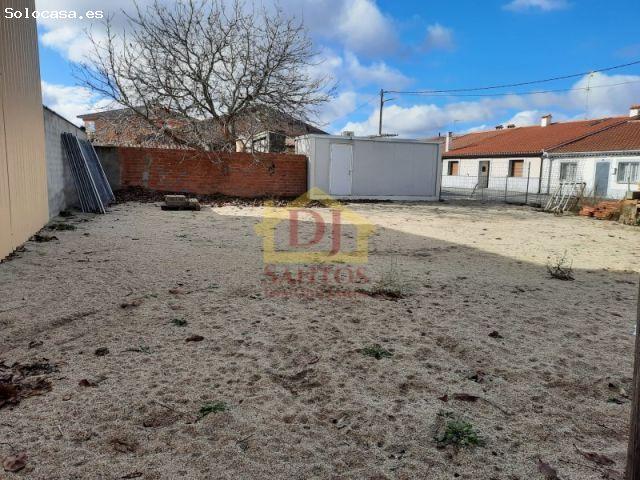 Duplex con garaje a falta de remates en La Maya