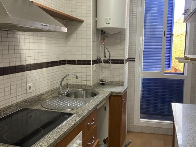 DÚPLEX CON TERRAZA, EN LEVANTE, ZONA SAGUNTO!
