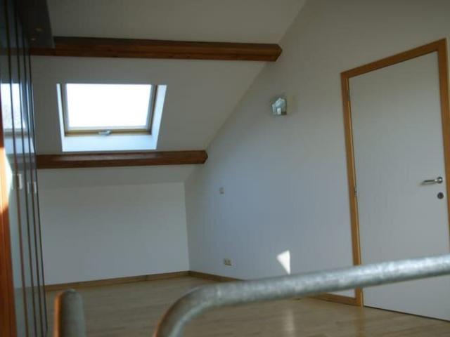 Duplex calme et lumineux proche de la sortie 10 E411