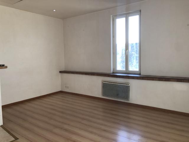 DUPLEX CENTRE VILLE 31250 REVEL