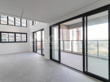Duplex á Venda em Moema com 104m², 2 quartos sendo 2 suítes, 2 vagas