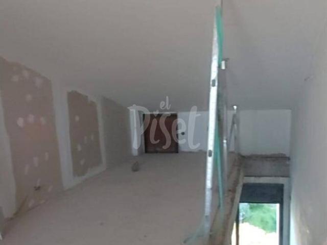 DUPLEX A A ESTRENAR EN VALLS TARRAGONA