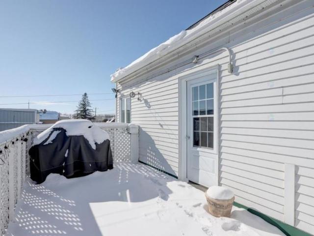 Duplex à louer 5 1/2 et 4 1/2 disponible maintenant