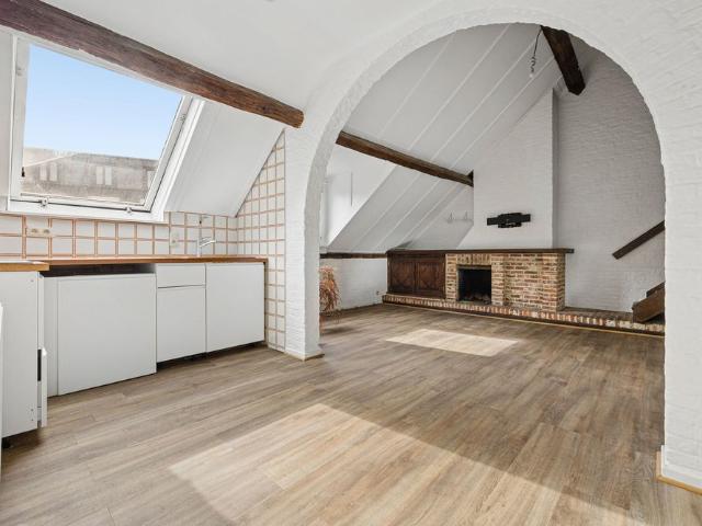 Duplex à louer 1000 Bruxelles 1 025 €