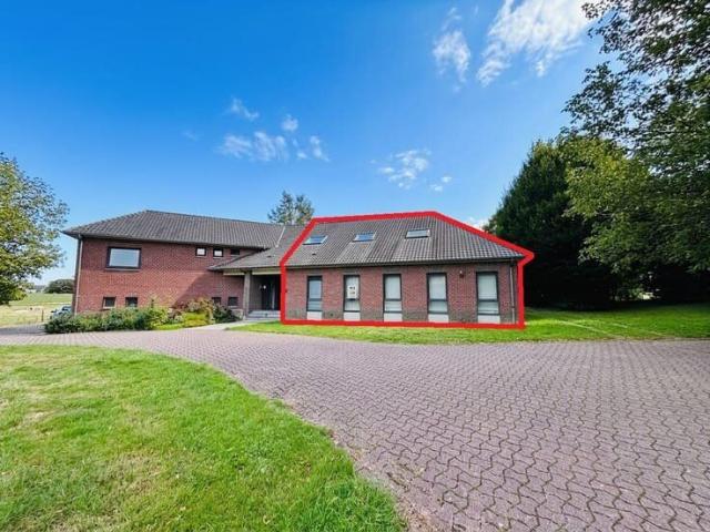 Duplex à louer 245m²/ 3 chambres / garage