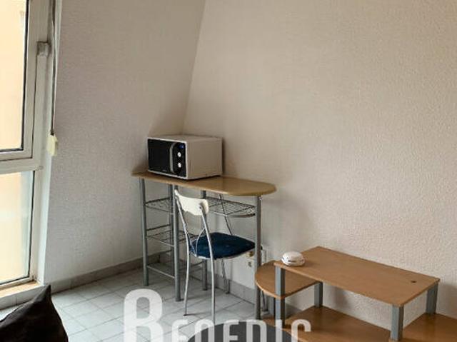 Duplex aménagé NANCY secteur faculté de droit / lettres Résidence Pythagore