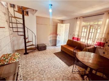 Duplex Aconchegante em Buraquinho, Aceita Pets!