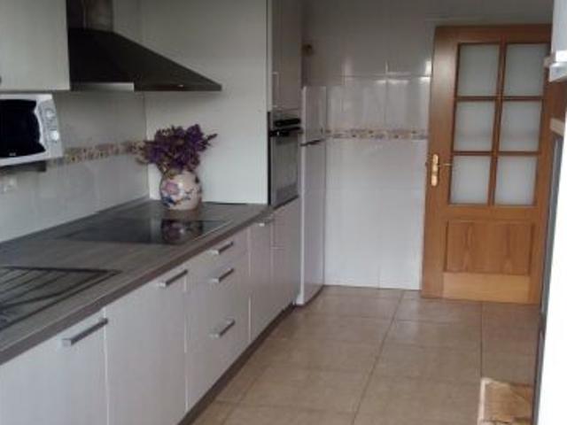 DUPLEX ADOSADO DE 4 DORMITORIOS EN LORQUI+ SEMIAMUEBLADO