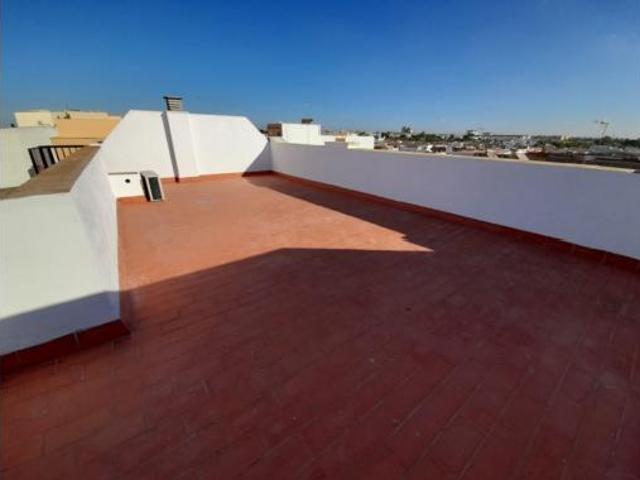 Dúplex Alquiler Dos Hermanas, Centro Doña Mercedes