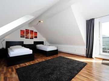 Duplex apt – air conditioned – balcony, Heidelberg Amsterdam Apartments for Rent