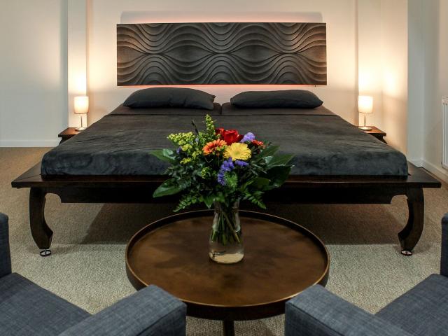 Duplex apartment: charming, newly renovated with south facing balcony, Berlin Amsterdam Apartments for Rent