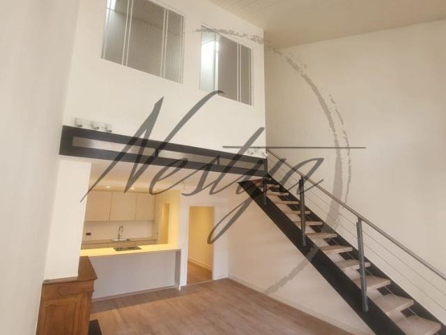 Rare duplex in the heart of the Old Town in Grand Rue