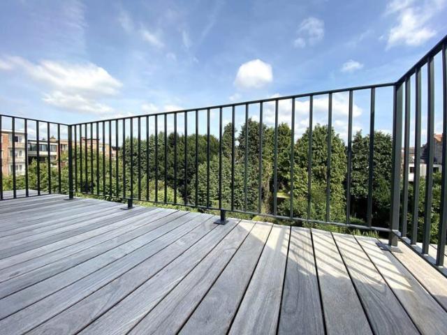 Duplex apartment with 2 bdrooms new