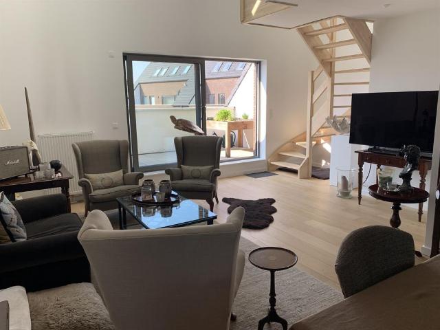 Duplex app. van ca. 133 m² in het centrum van 's Gravenwezel