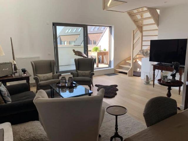 Duplex app. van ca. 133 m² in het centrum van 's Gravenwezel