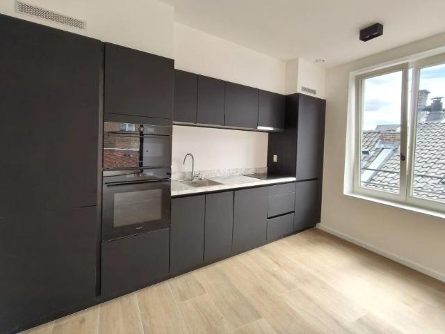 DUPLEX APPARTEMENT MET GROOT TERRAS