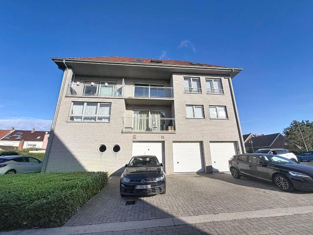 Duplex appartement met terras en garage