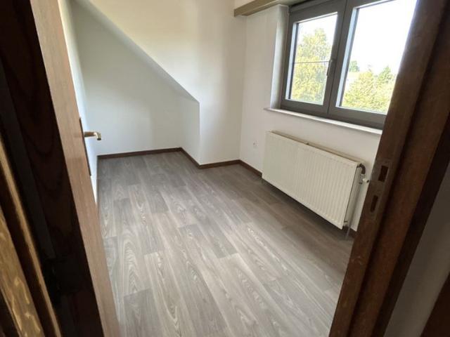 DUPLEX APPARTEMENT MET VIER SLAAPKAMERS IN HET CENTRUM VAN SCHILDE