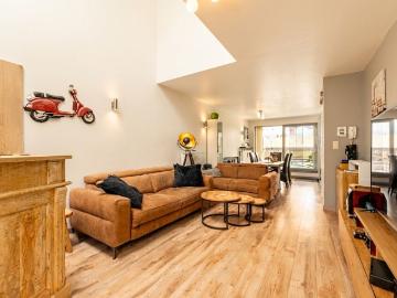 Duplex appartement met 2 kamers en ruim terras in Eeklo