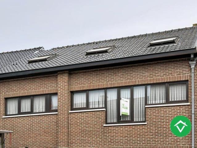 Duplex appartement met 2 slaapkamers groot terras te Handza