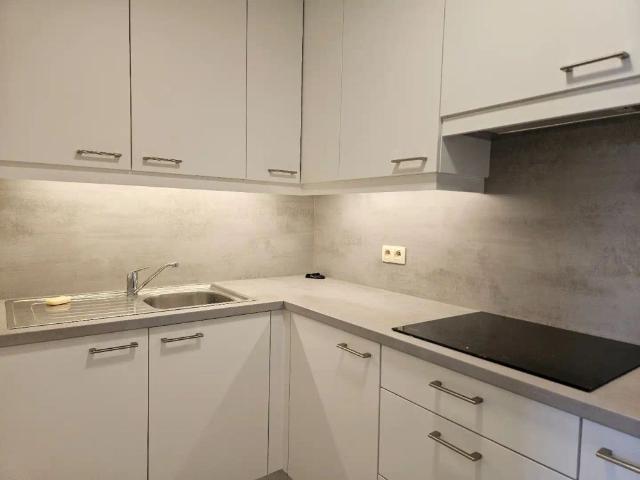 Duplex appartement met 2 ruime slaapkamers in het centrum van Geel!