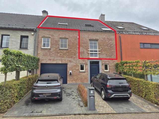 Duplex appartement met 3 slaapkamers en terras