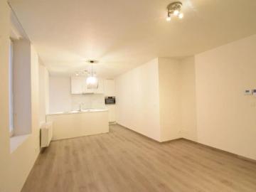 Duplex appartement met 3 slaapkamers, terras en privé staanplaats in Klerken