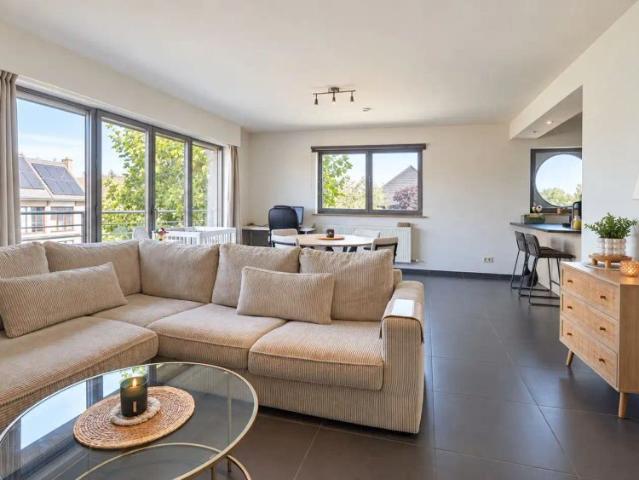 Duplex appartement te Eksaarde