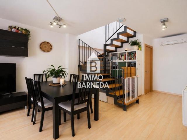 Dúplex ático con gran terraza en el centro de Roses 113m² Roses