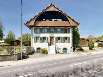 Duplex au charme authentique avec jardin privatif à 20min de Lausanne