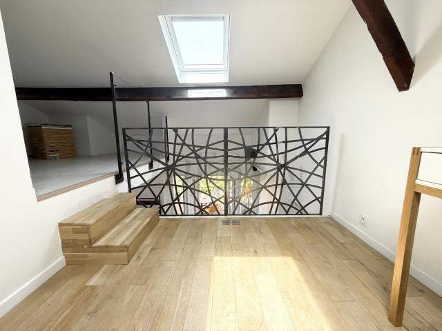 DUPLEX AVEC TERRASSE 3/4 PIÈCES
