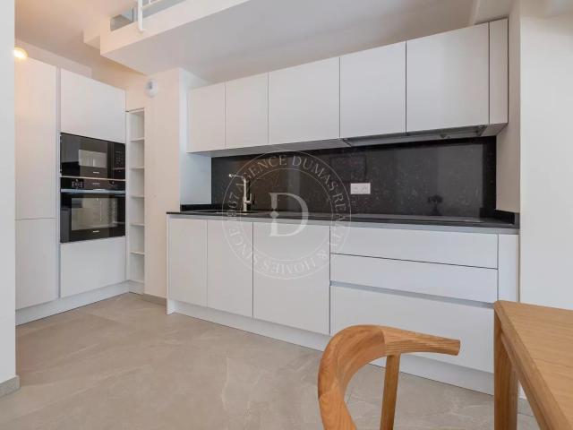 Duplex avec terrasses au dernier étage 83m² Nice