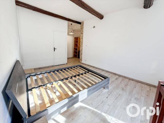 Duplex avec cour