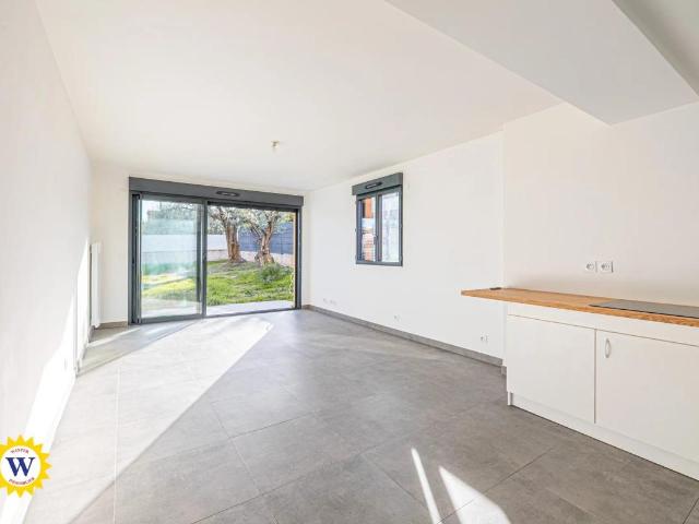 Duplex avec grand jardin et double parking, au cœur des Plans de Carros