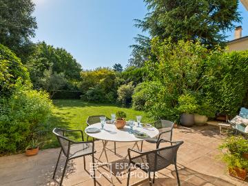 Duplex avec jardin à quelques pas du centre village de Sainte Foy Lès Lyon