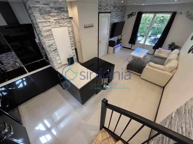 DUPLEX AVEC JARDIN & JACUZZI IDÉAL RÉSIDENCE SECONDAIRE OU INVESTISSEMENT LOCATIF