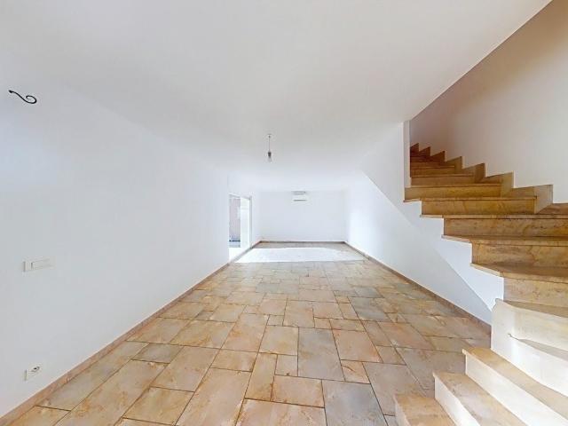 Duplex avec jardin: le compromis idéal entre maison et appa. 93m² Sommières