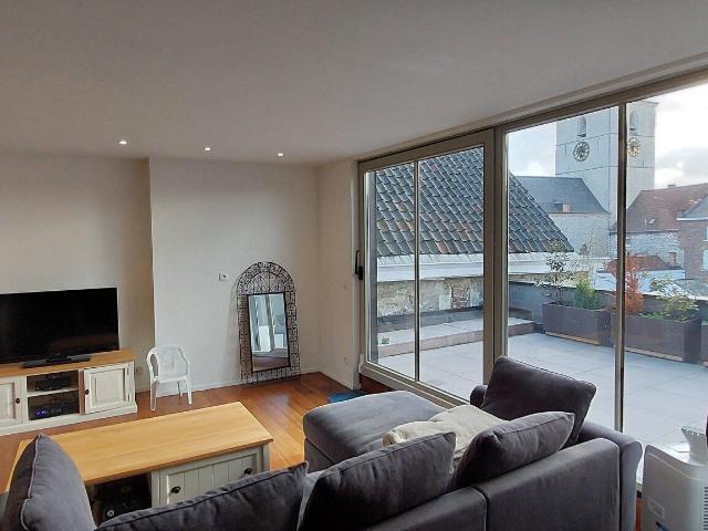 Duplex avec superbe terrasse dans centre historique de Jodoigne