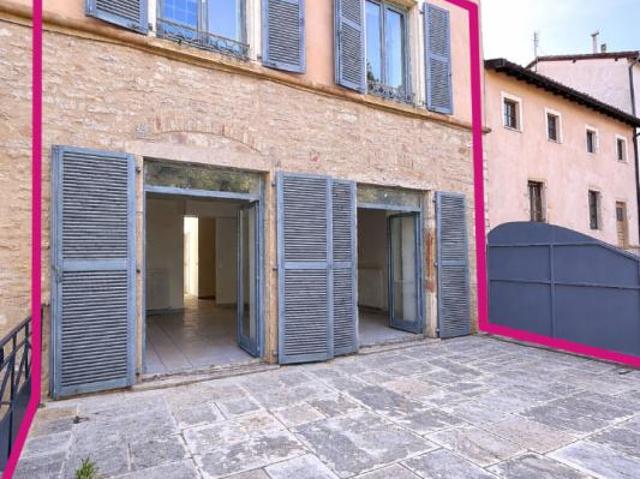 SOUS OFFRE AU PRIX BEAUREGARD 4 pièces 94.15 m2 avec terrasse, cave et 2 stationnements privés sécurisés