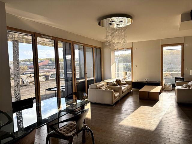 Duplex • Billancourt–Rives de Seine