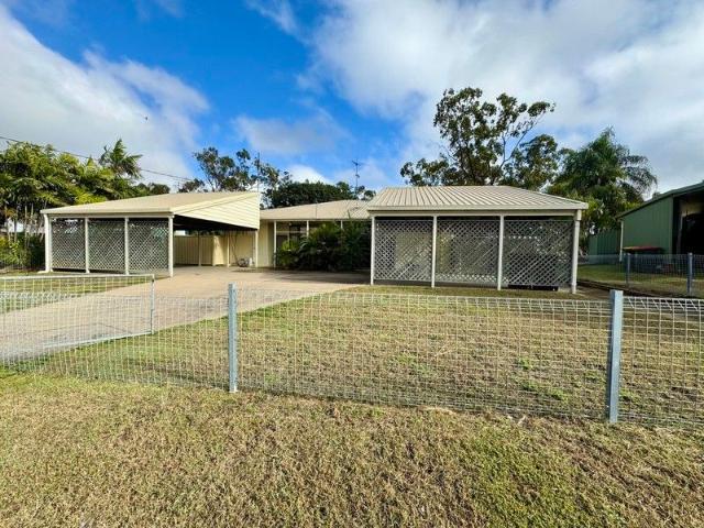DUPLEX GOLDMINE DOUBLE THE LIVING, DOUBLE THE INCOME!