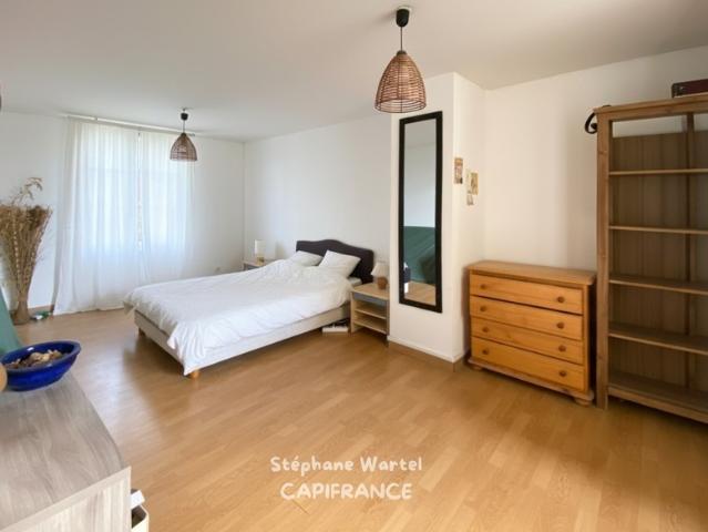 Duplex lumineux, cachet unique, cadre paisible et vue imprenable sur l’Oise