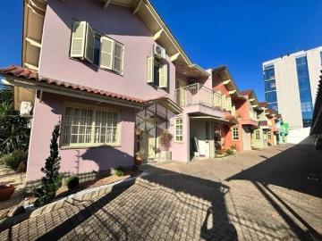 Duplex de 3 dormitórios sendo uma suíte, próximo do colégio Mauá!