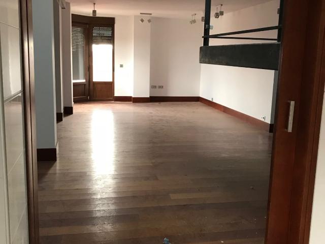 DÚPLEX DE 113 M2, NUEVO, 2 HAB SALÓN, COCINA, 3 BAÑOS. CALIDADES LUJO