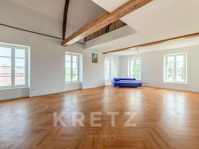 Duplex de 177 m² au sein d’un château d’exception 177m² Bergerac