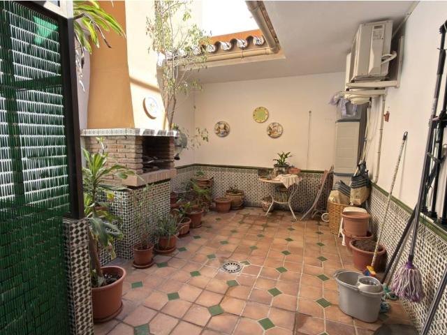 DÚPLEX DE 180 M² CON ENTRADA INDEPENDIENTE Y SOLARÍUM PRIVADO EN LAS LAGUNAS, MIJAS COSTA